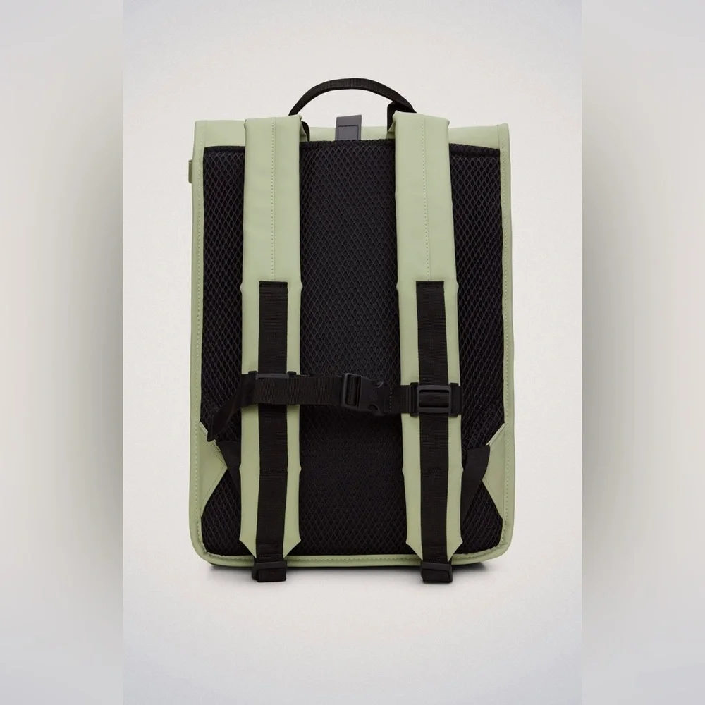 NWT -Rains - Rolltop Rucksack - Picture 4 of 6
